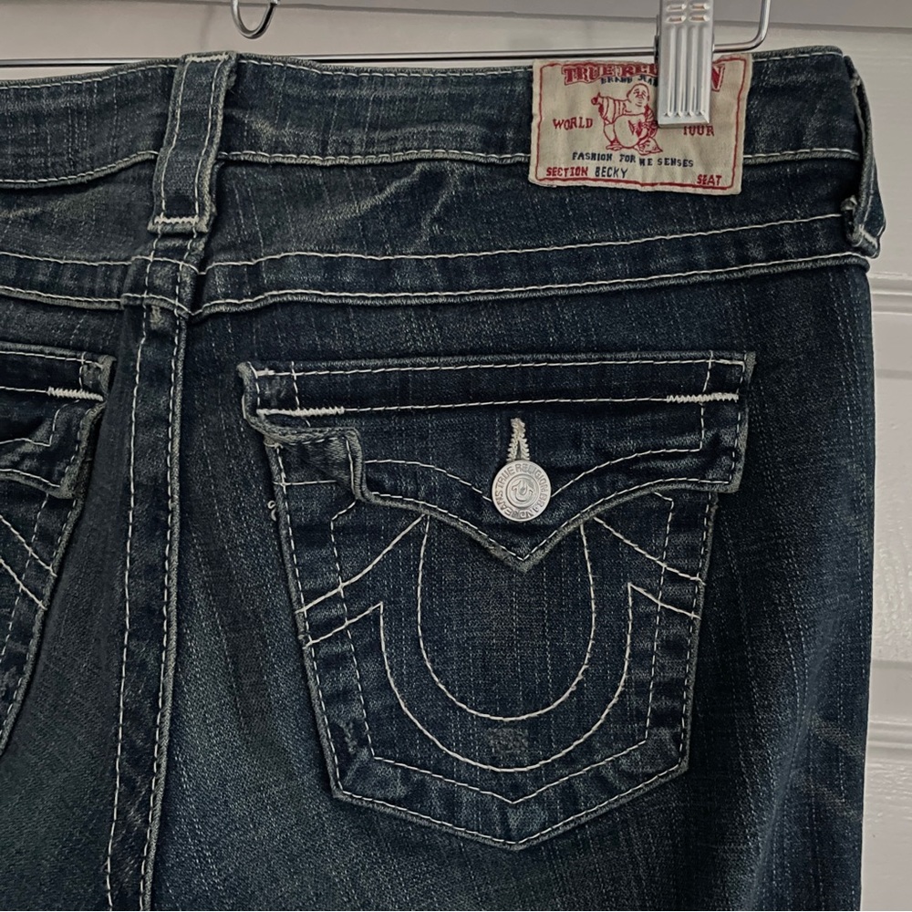 True Religion Jeans Becky Bootcut Medium Wash White Stitch Size 29
